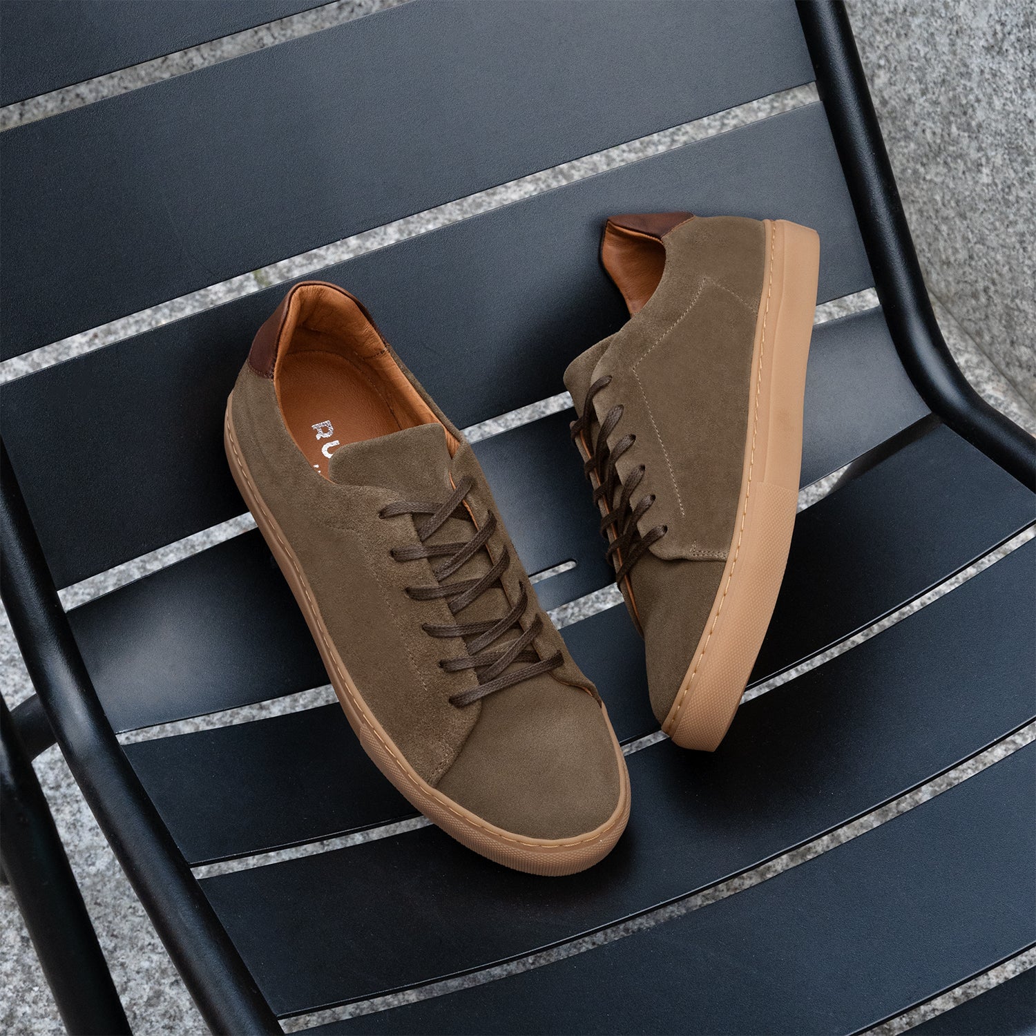 Basket sneakers homme en velours cognac semelle miel Koa