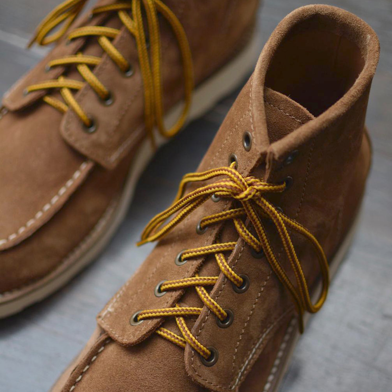 Porter des lacets de couleur : do & don’t