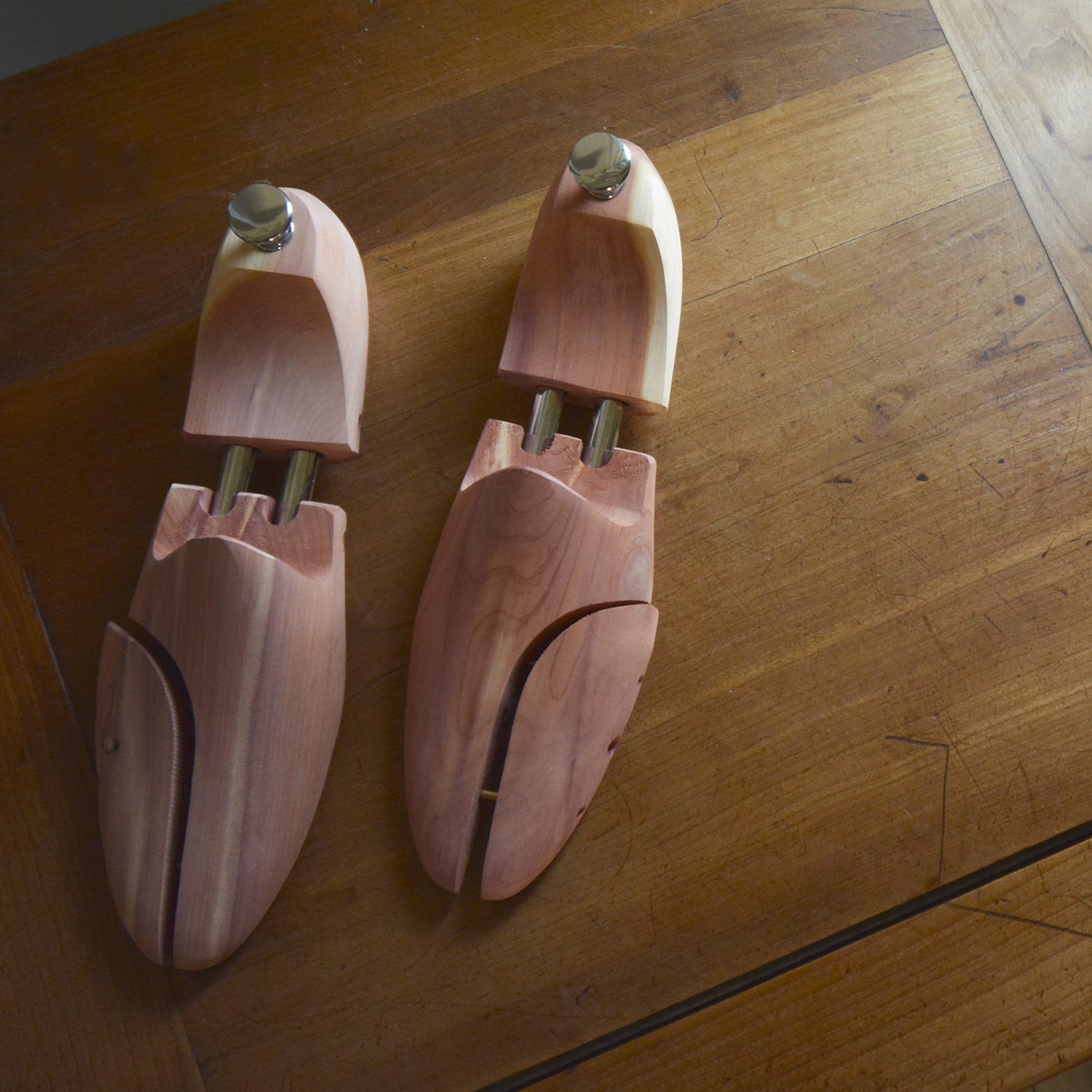 Pourquoi utiliser des embauchoirs ?